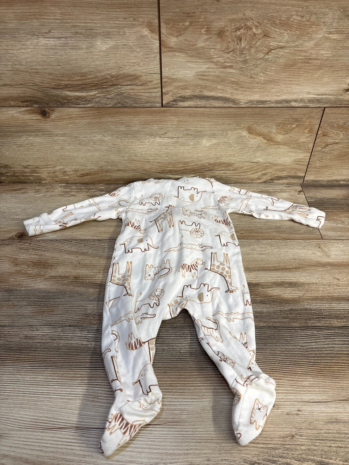 Old Navy Sleeper White sz 6-9m