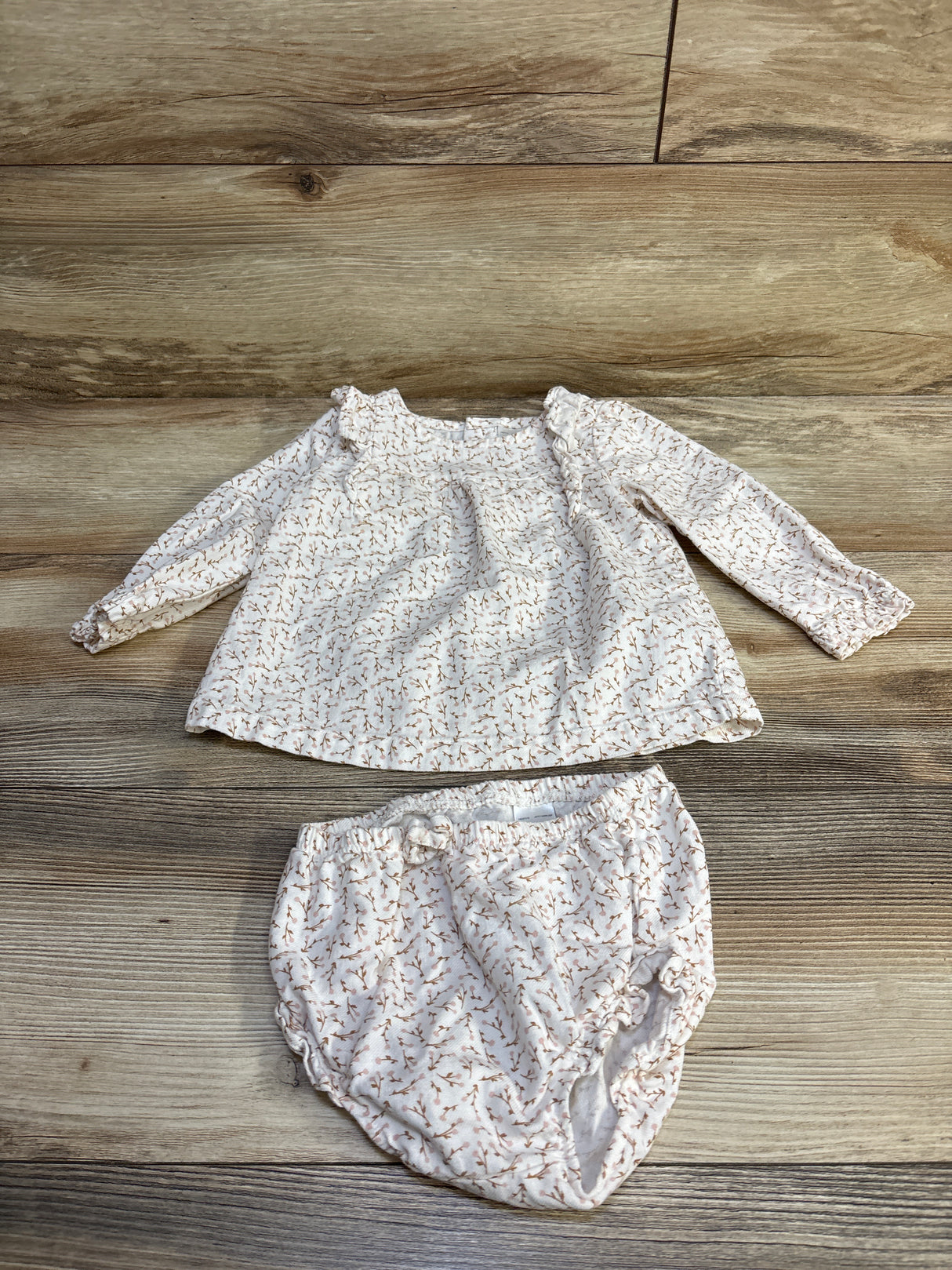 Just One You 2pc Long Sleeve Top & Bloomers Set White sz 18m