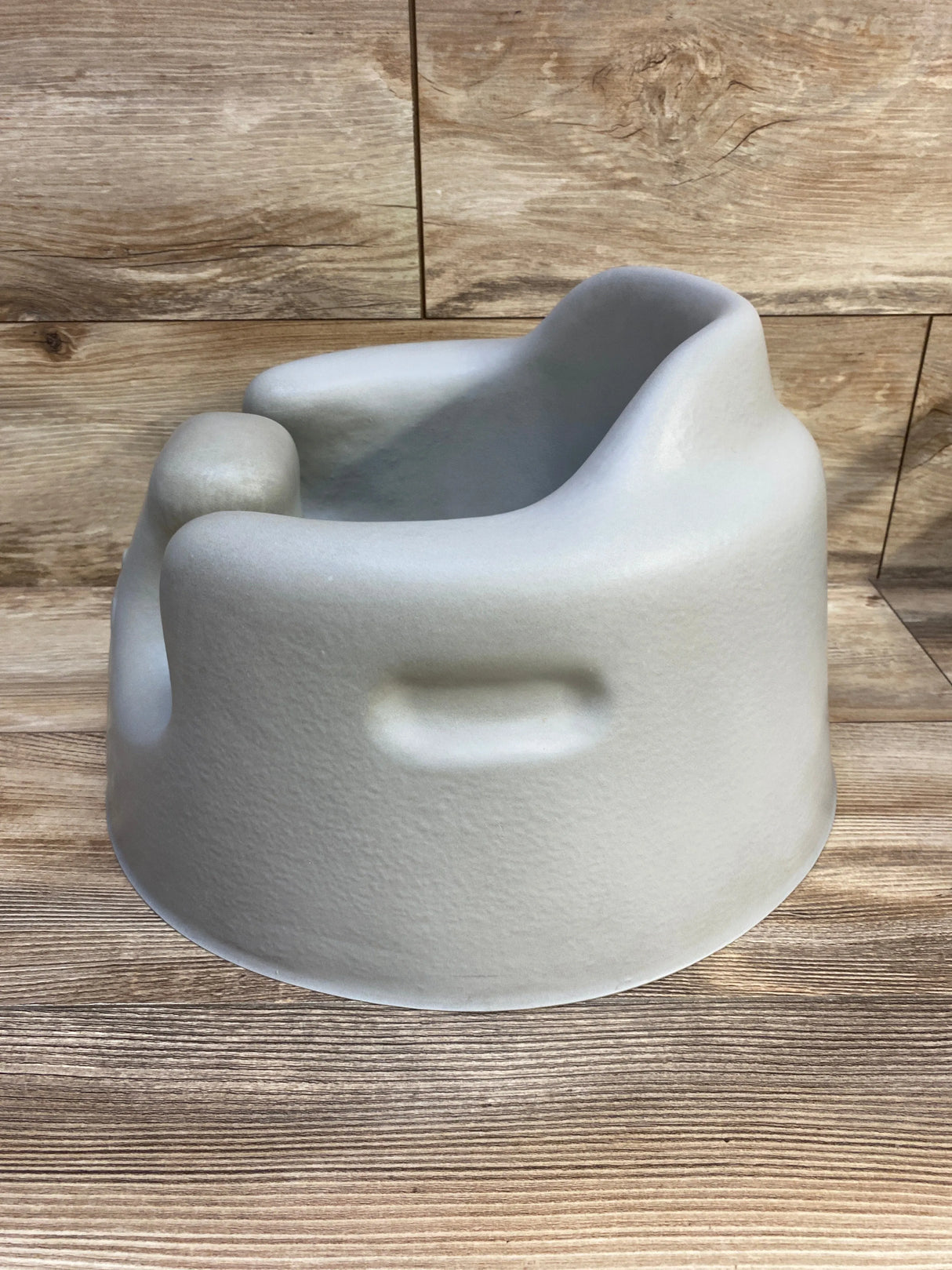 Bumbo Floor Seat in Grey
