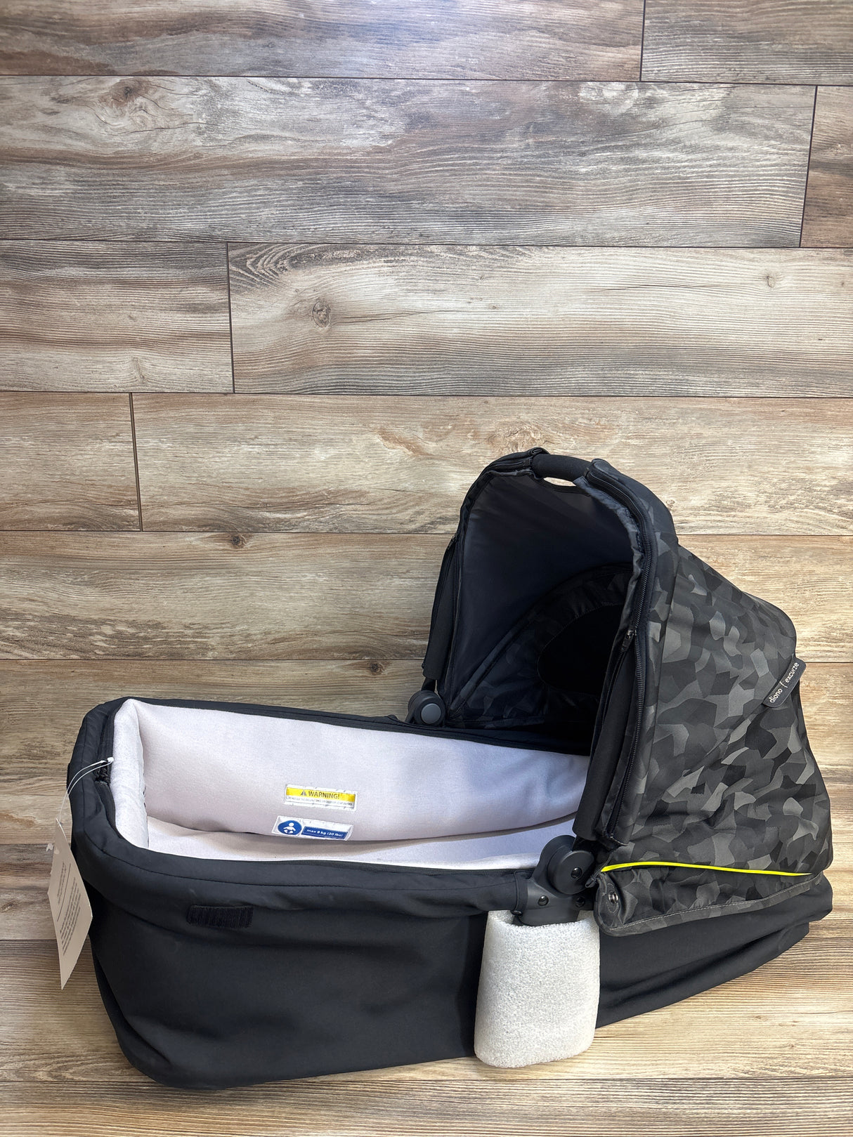 NEW Diono Excurze Luxe Carrycot in Black Camo