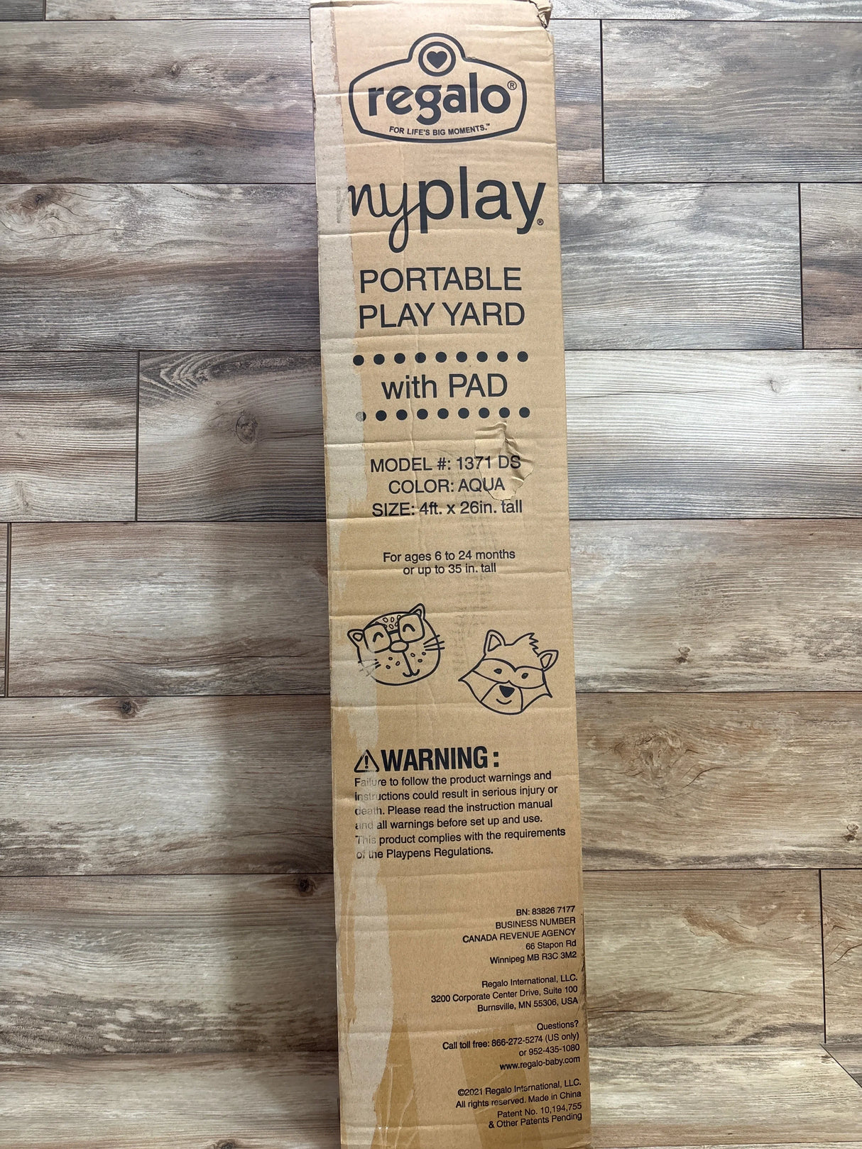 NEW Regalo Six Panel My Portable Play Yard Deluxe with Pad