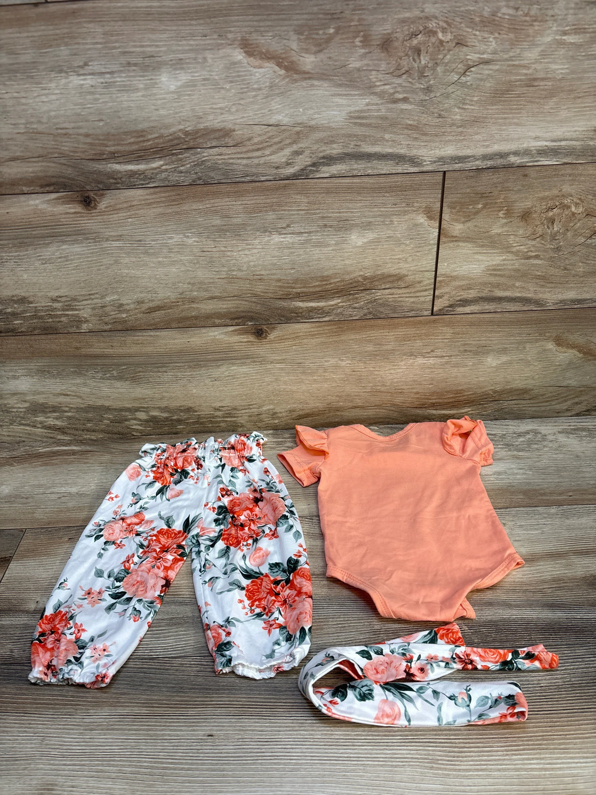 3pc I'm My Daddy's Girl Bodysuit Set Pink sz 0-3m