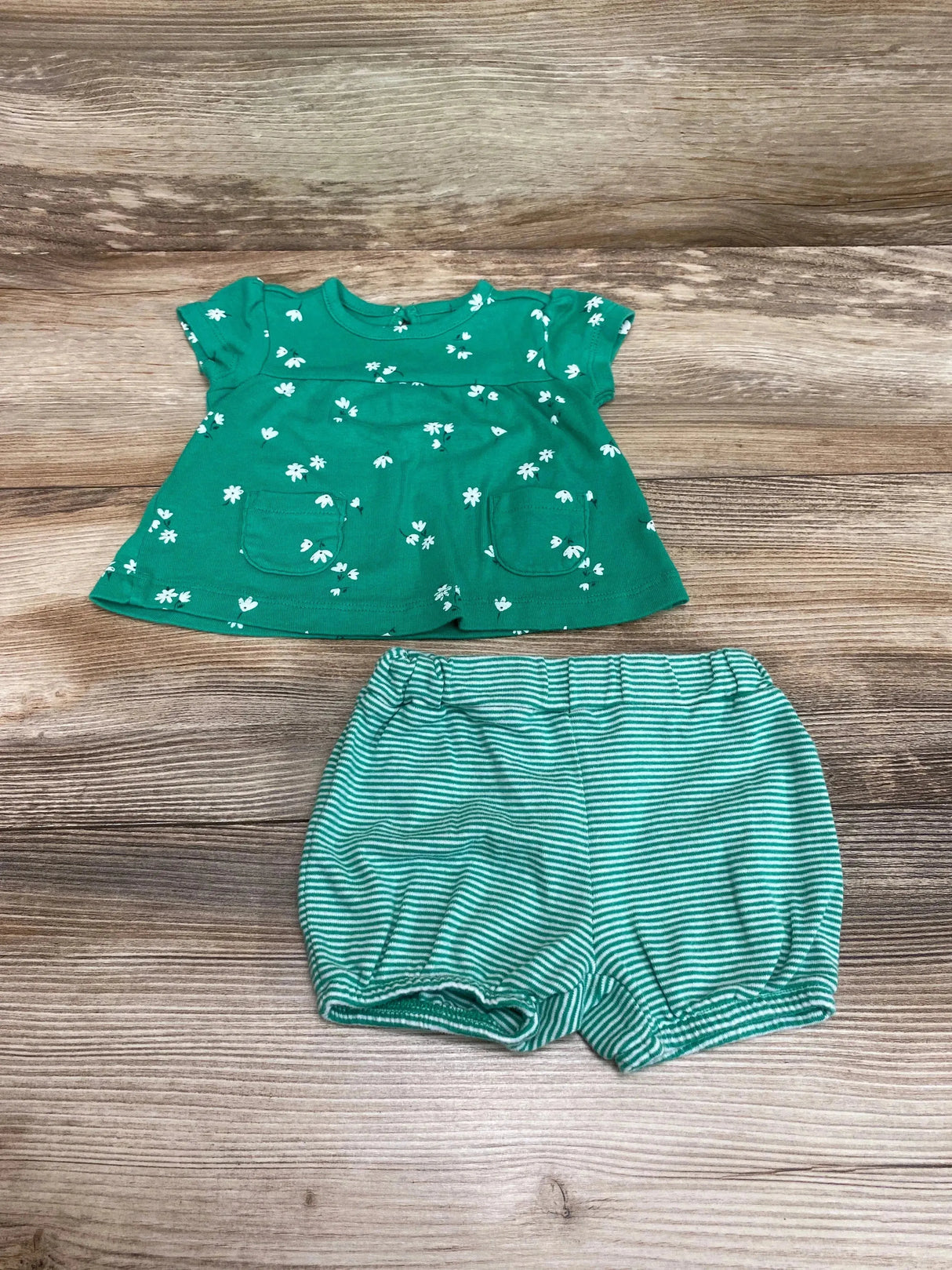 Carter's 2Pc Floral Top & Shorts Green sz 3m - Me n Mommy To Be