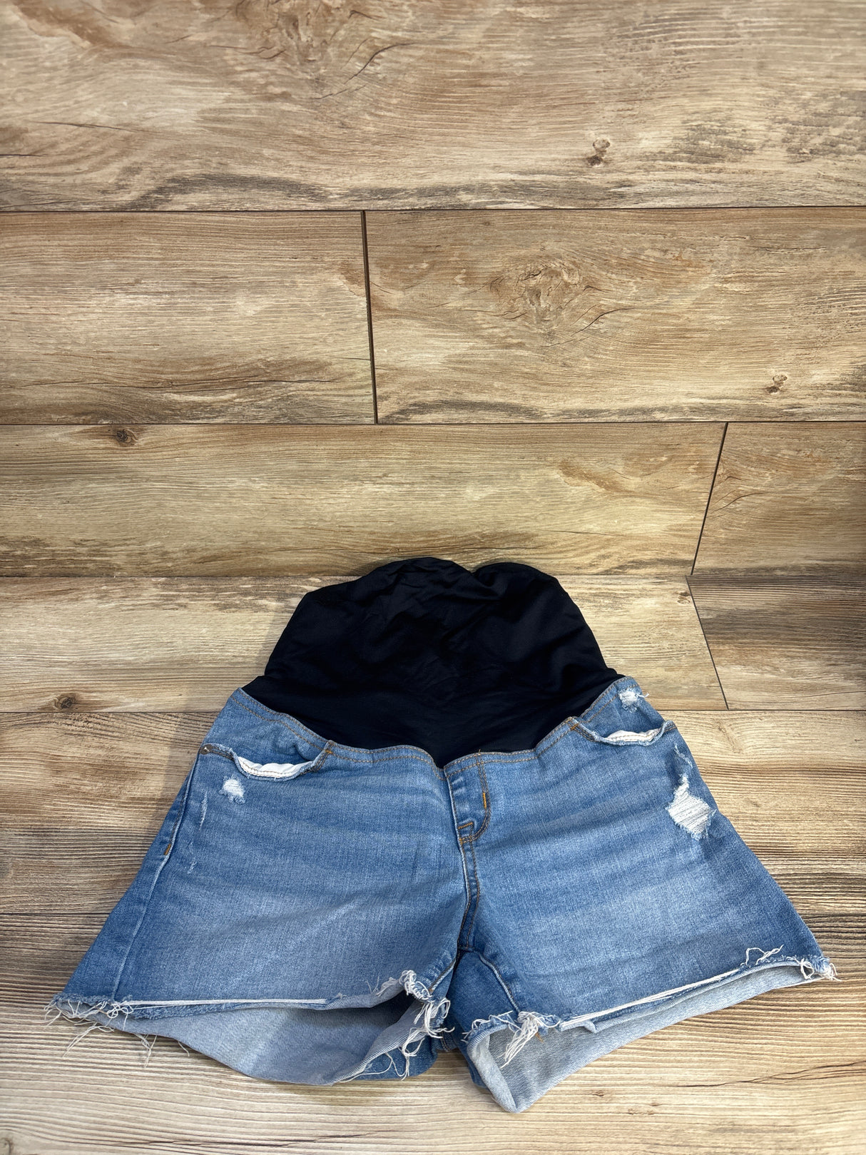 Isabel Maternity Crossover Panel Midi Shorts Blue sz Medium