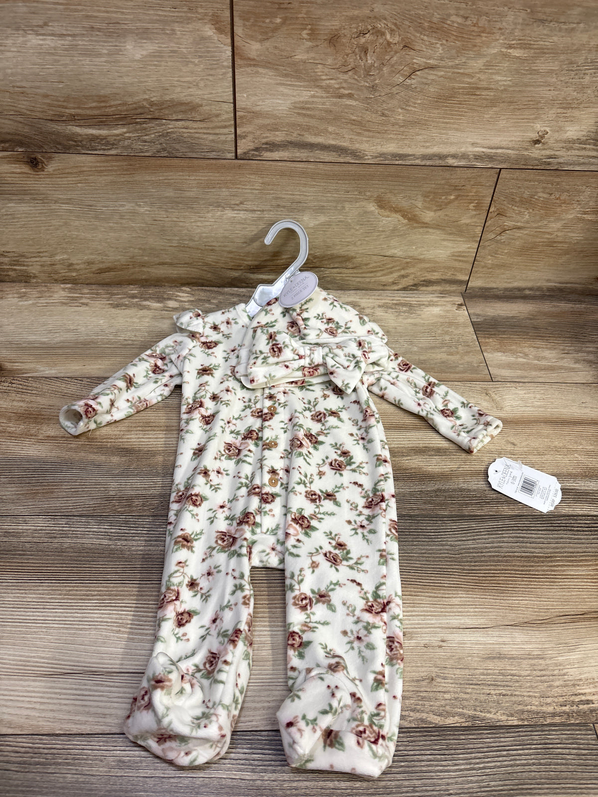 NEW Kyle + Deena 2pc Velour Footed Coverall & Hat Set White sz 0/3m
