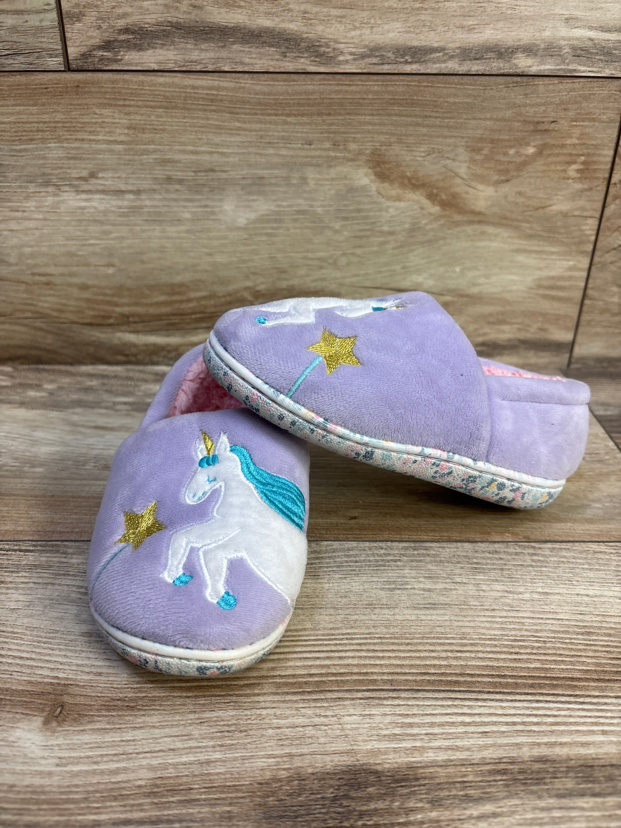 Wonder Nation Unicorn Slippers Purple sz 9/10c