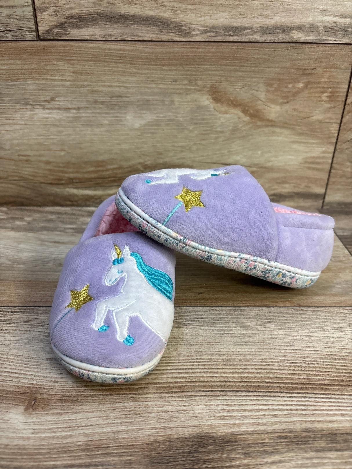 Wonder Nation Unicorn Slippers Purple sz 9/10c