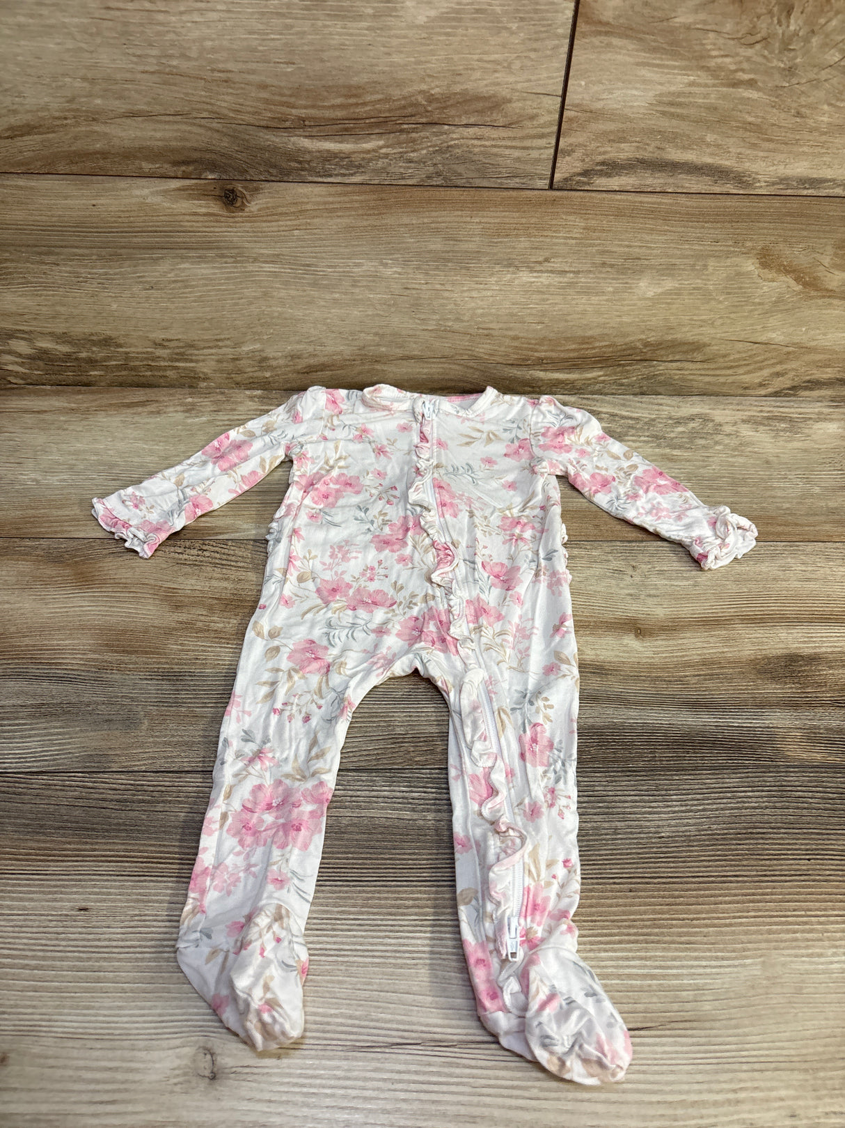 Little Me Bamboo Ruffle Sleeper White sz 9m