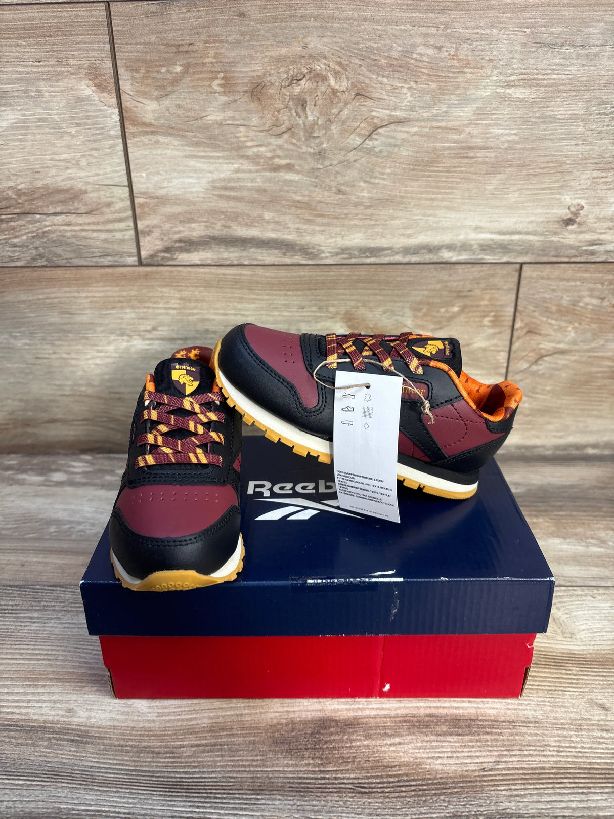 NEW Reebok x Harry Potter Gryffindor Classic Leather Sneakers Maroon sz 9c
