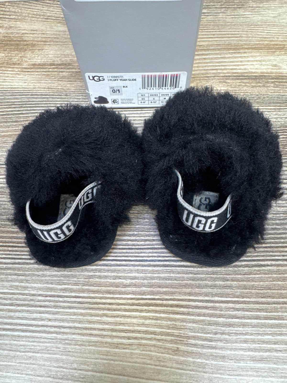UGG Fluff Yeah Slides Black sz 0/1c