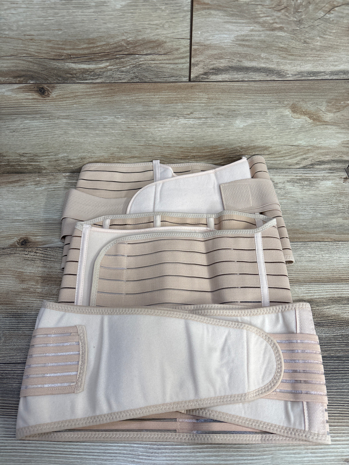 ChongErfei 3 in 1 Postpartum Support Beige One Size