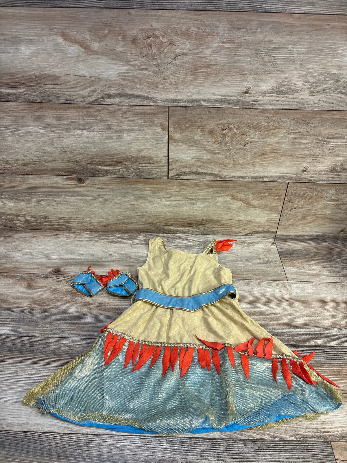 Disney Store 4pc Pocahontas Halloween Costume for toddlers in beige, size 3T
