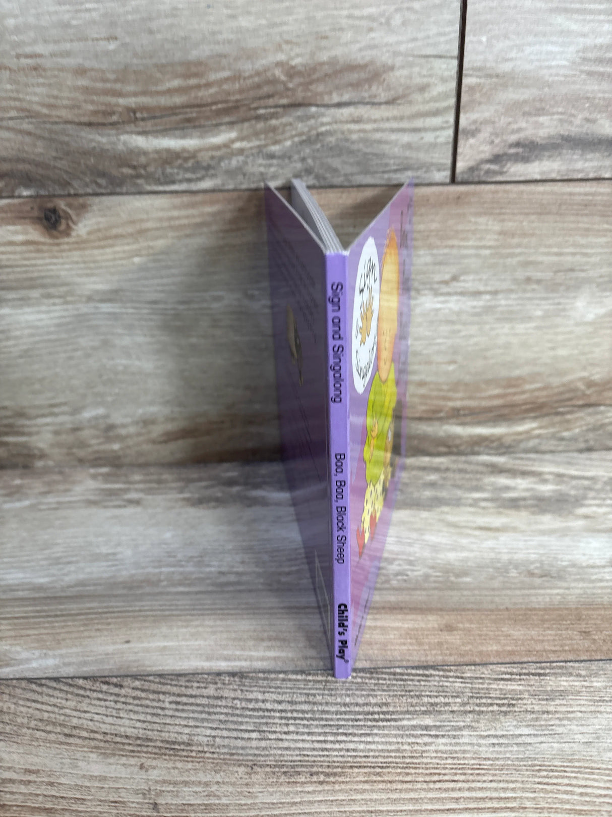 Sign and Sing Along: Baa Baa Black Sheep Board Book