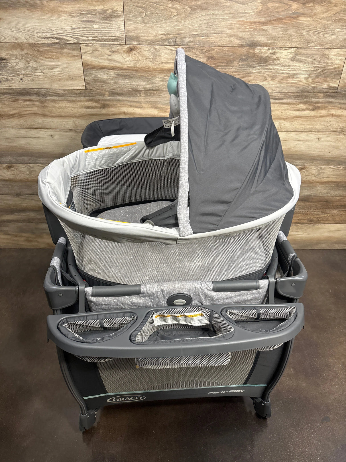 NEW Graco Pack n Play Dome LX Playard in Astin