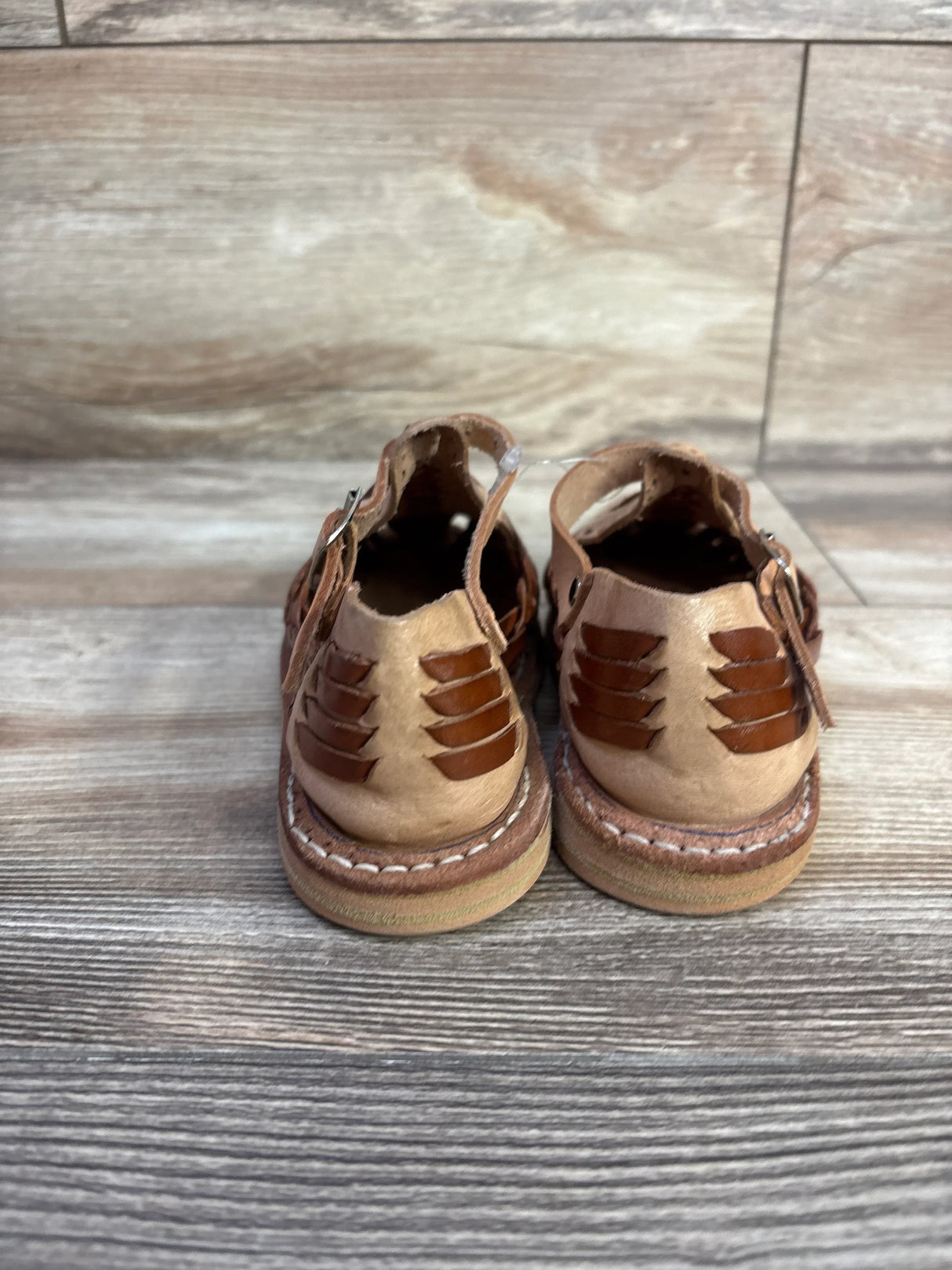 NWOT Artesanias Vanesa Huarache Brown sz 10c