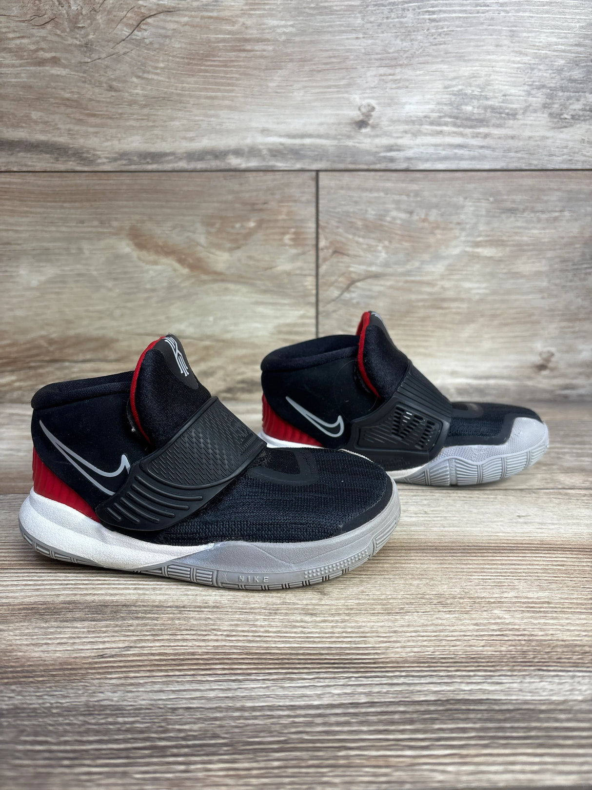 Nike Kyrie 6 TD 'Bred' Sneakers sz 8c