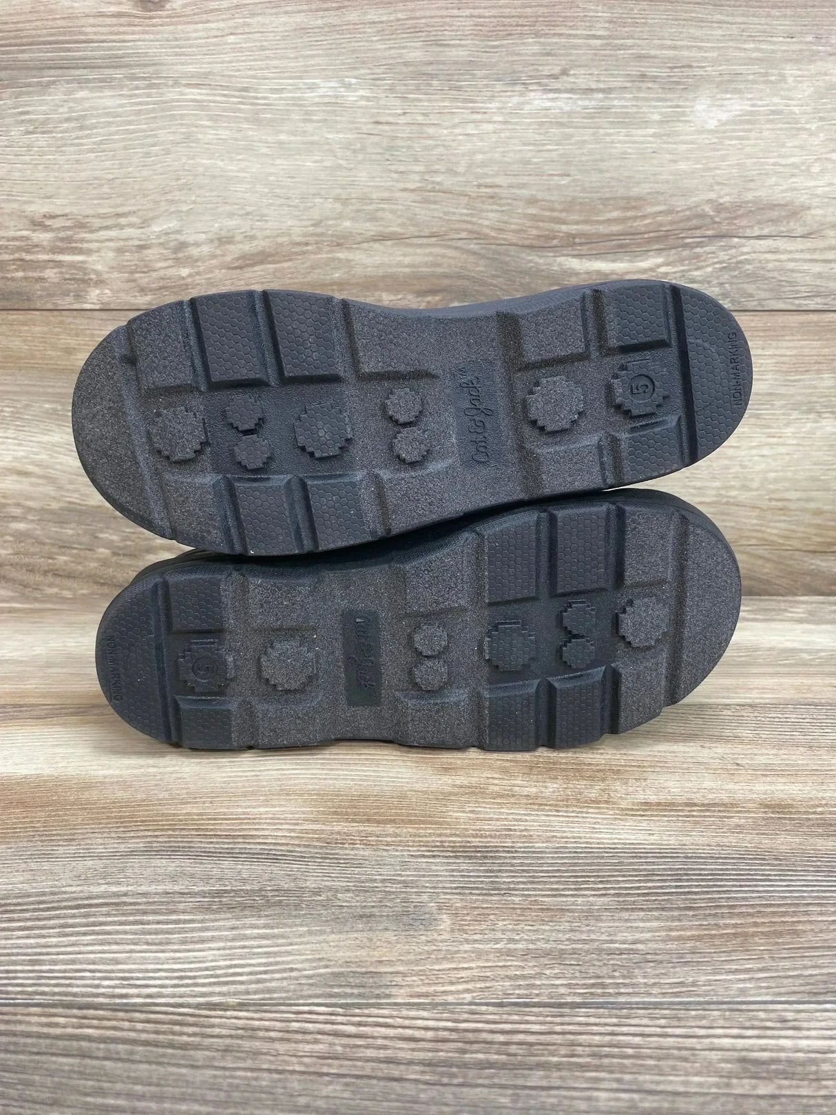 NEW Cat & Jack Navy Elia Snow Boots sz 5Y - Me n Mommy To Be