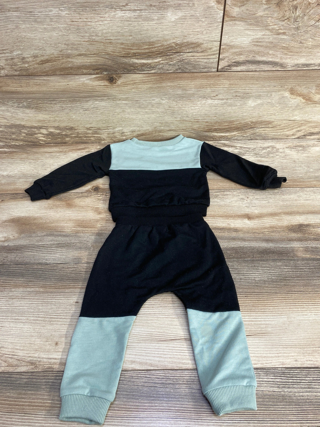 2pc Color Block Sweatshirt & Joggers Set Black sz 3-6m