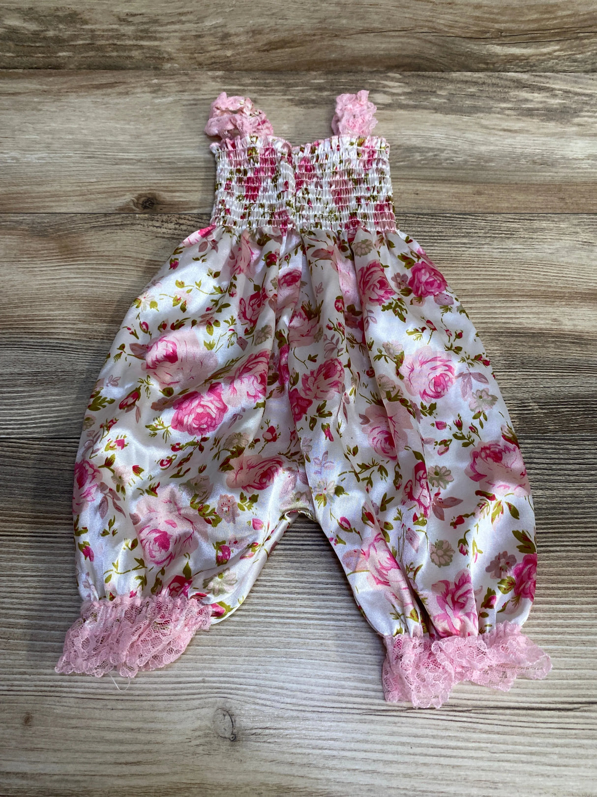 Floral Smocked Romper White sz 3-6m - Me n Mommy To Be