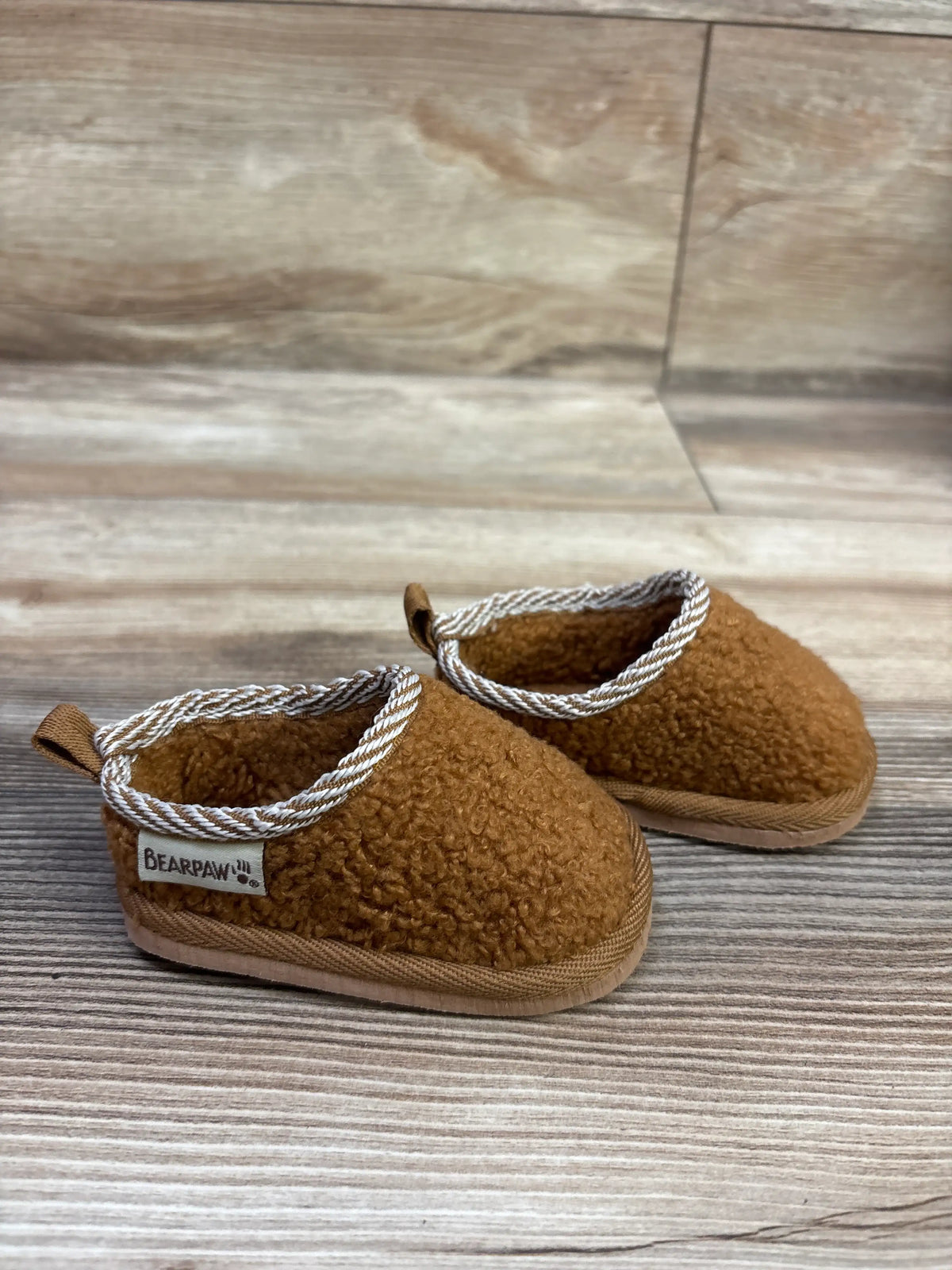 Bearpaw Sherpa Tabitha Slippers Brown sz 1/2c