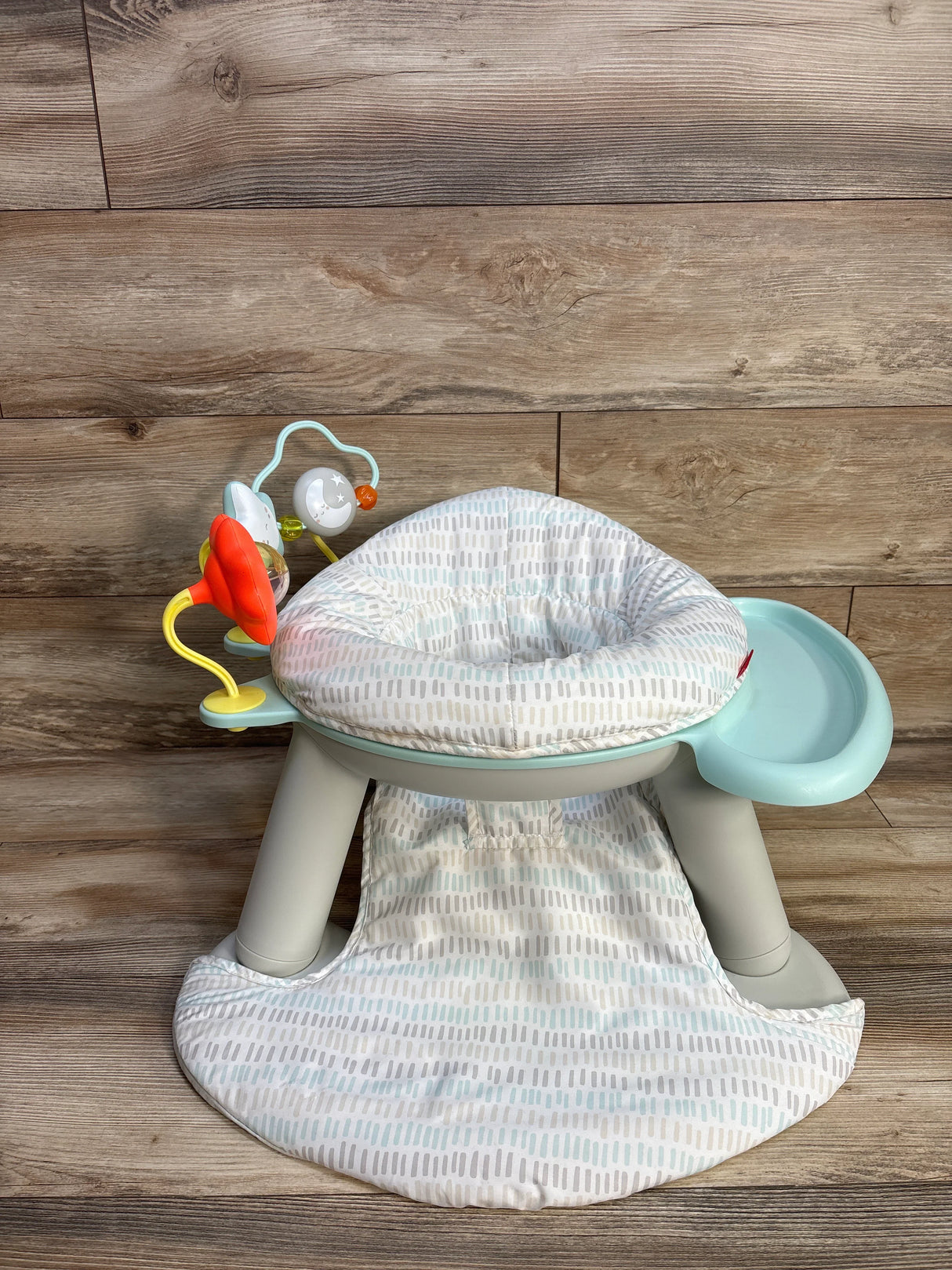 Skip Hop Silver Lining Cloud 2-in-1 Sit-Up Chair & Activity Seat, White/Blue