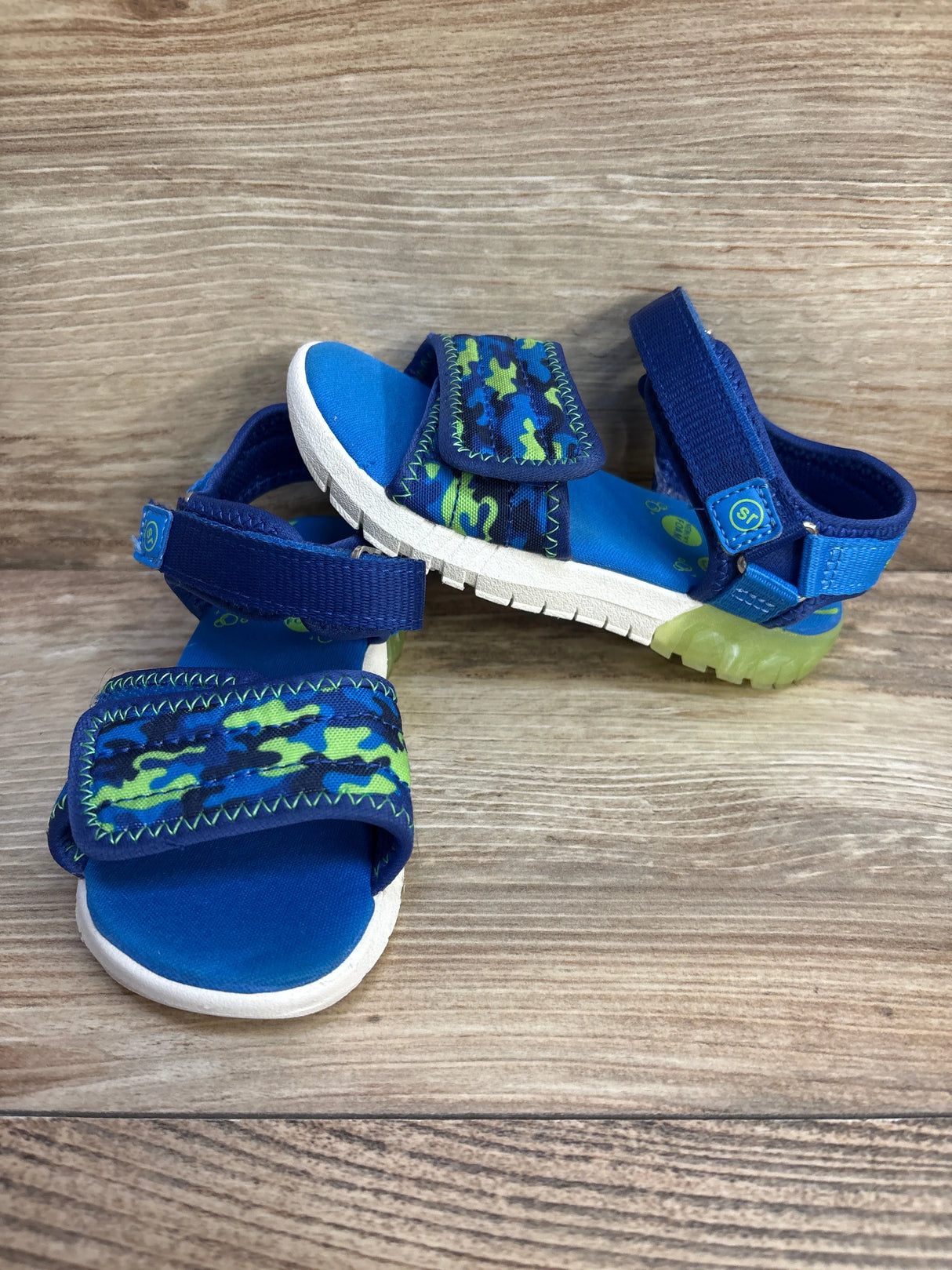 Stride Rite Light-Up Kitt Sandals Blue sz 8c - Me n Mommy To Be