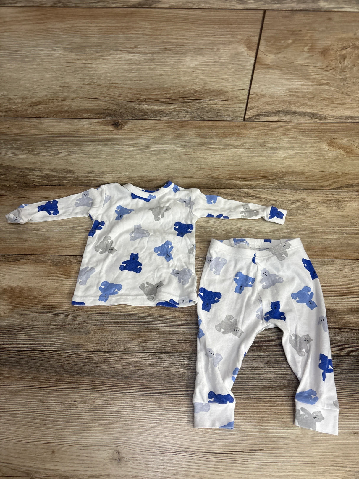 Baby Gap Organic 2pc Bear Pajama Set White sz 6-12m