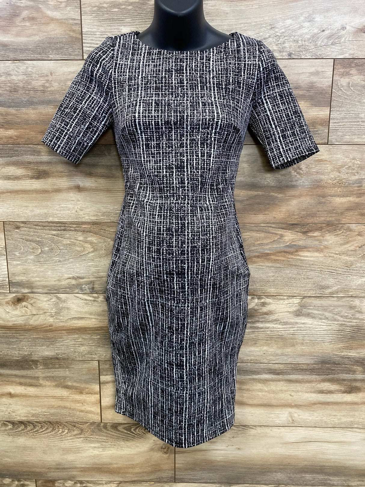 A Pea In The Pod Maternity Jacquard Sheath Dress Black sz Small - Me n Mommy To Be