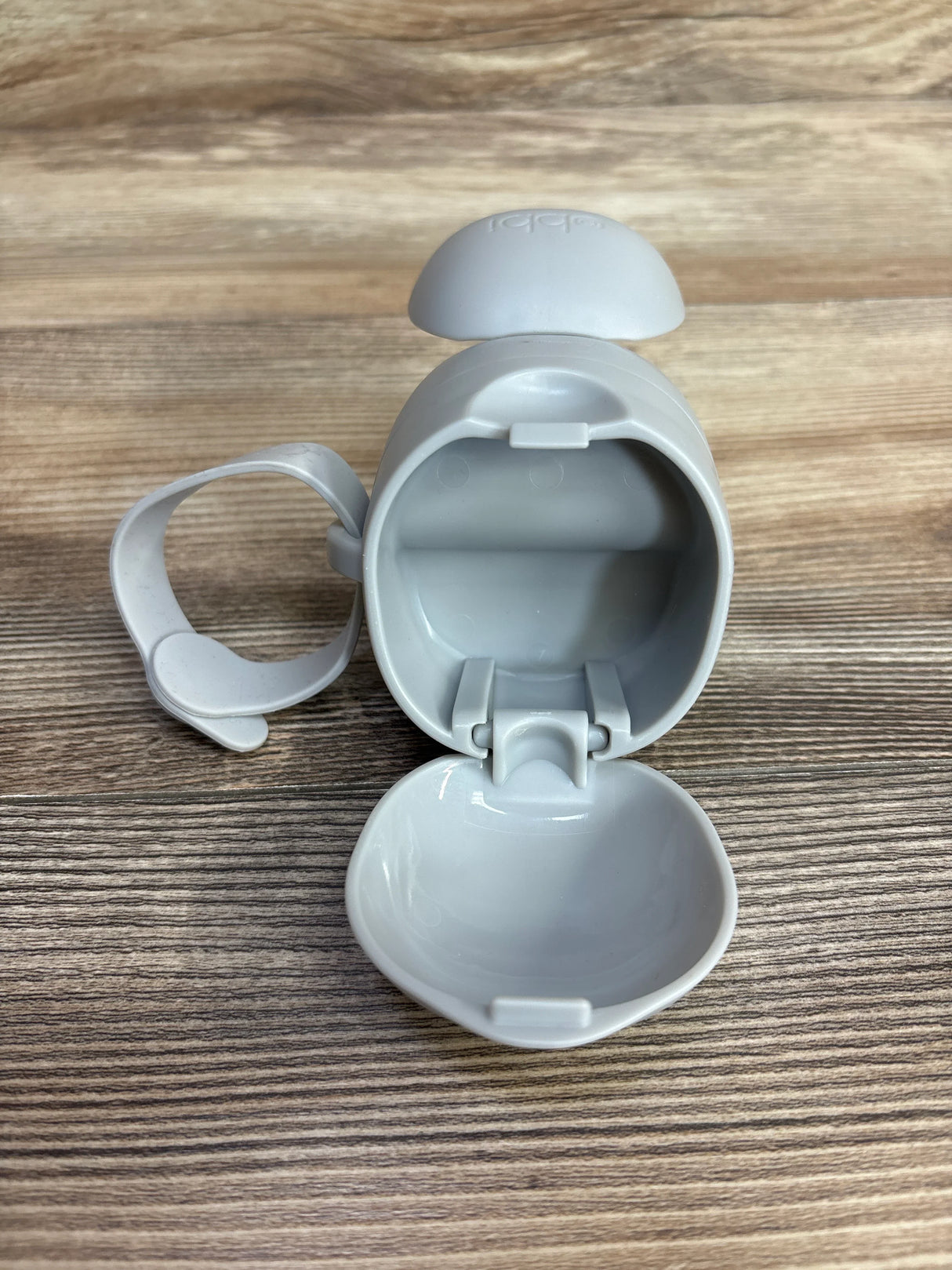 Ubbi On The Go Pacifier Holder Grey