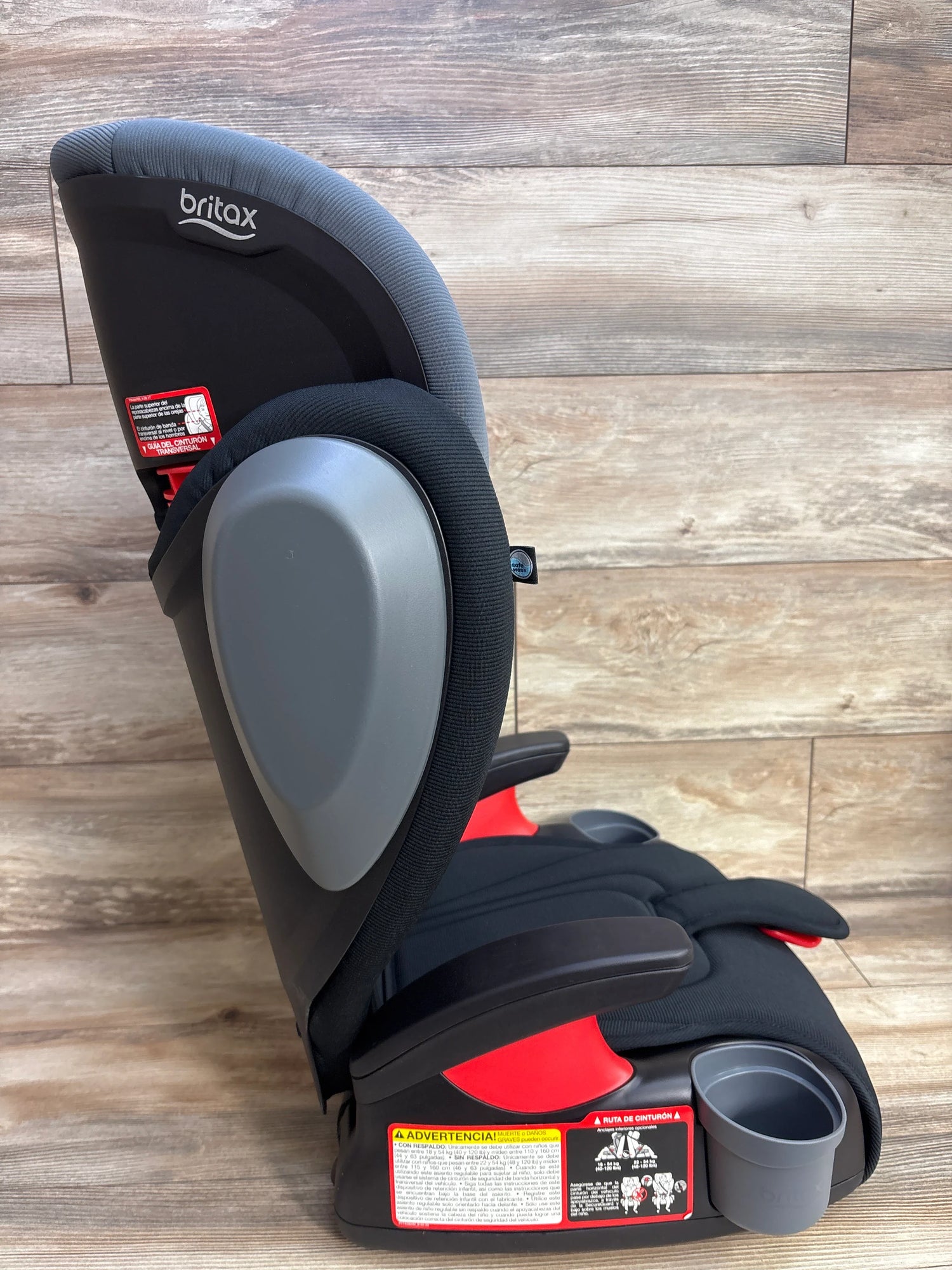 NEW Britax Highpoint Backless Belt-Positioning Booster Seat in Black Ombre 40-120lbs.