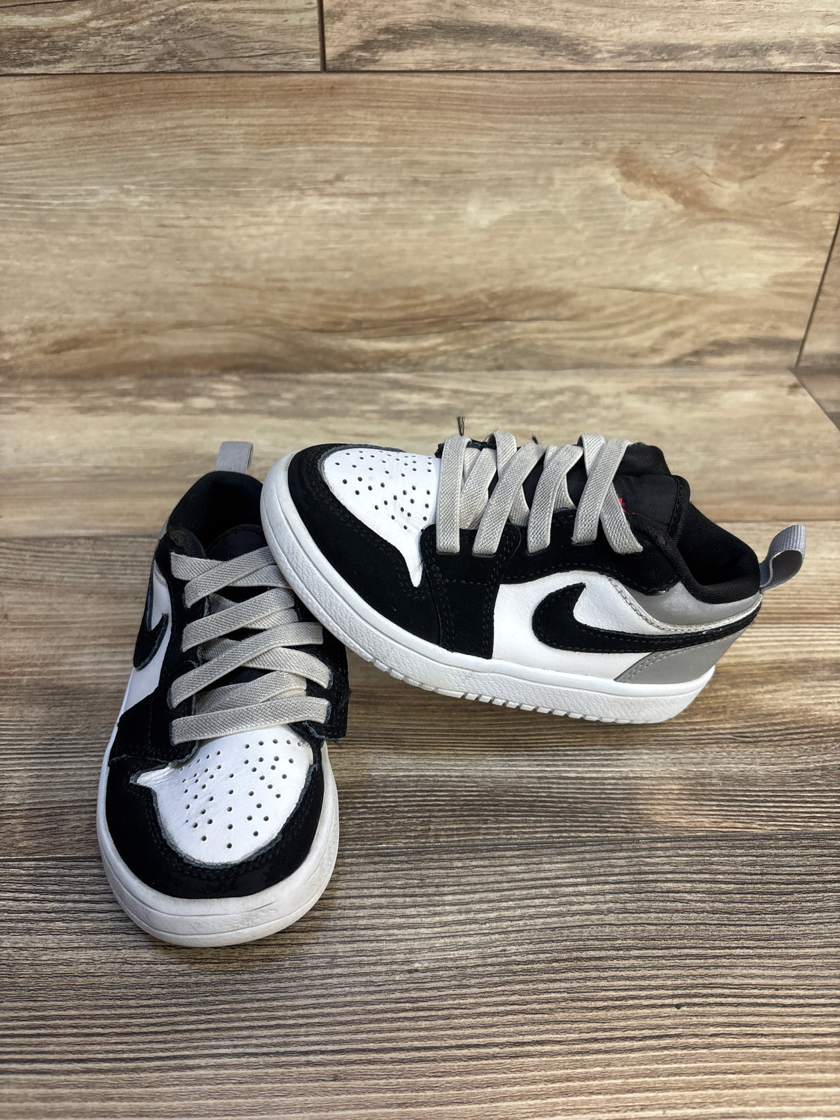 Air Jordan 1 Low ALT SE PS 'White Black Matte Silver' Sneakers sz 10.5c