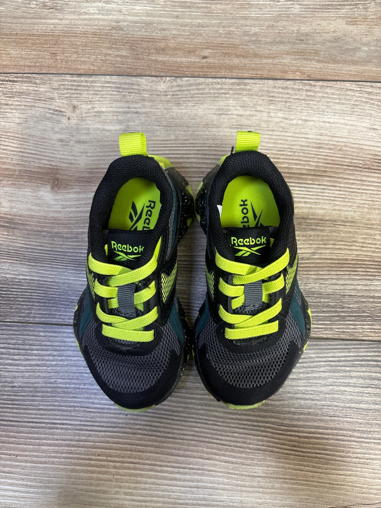 Reebok Zig Vector Sneakers in Black/Digital Lime sz 6c