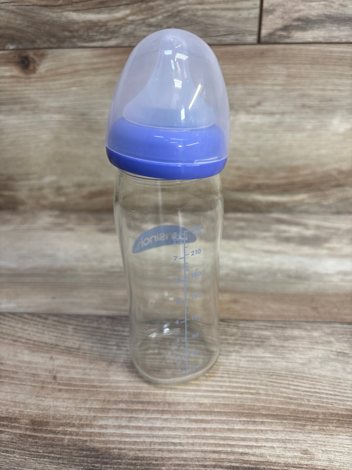 Lansinoh Glass Breastmilk Feeding Bottle with Natural WaveNipple 8oz Medium Flow