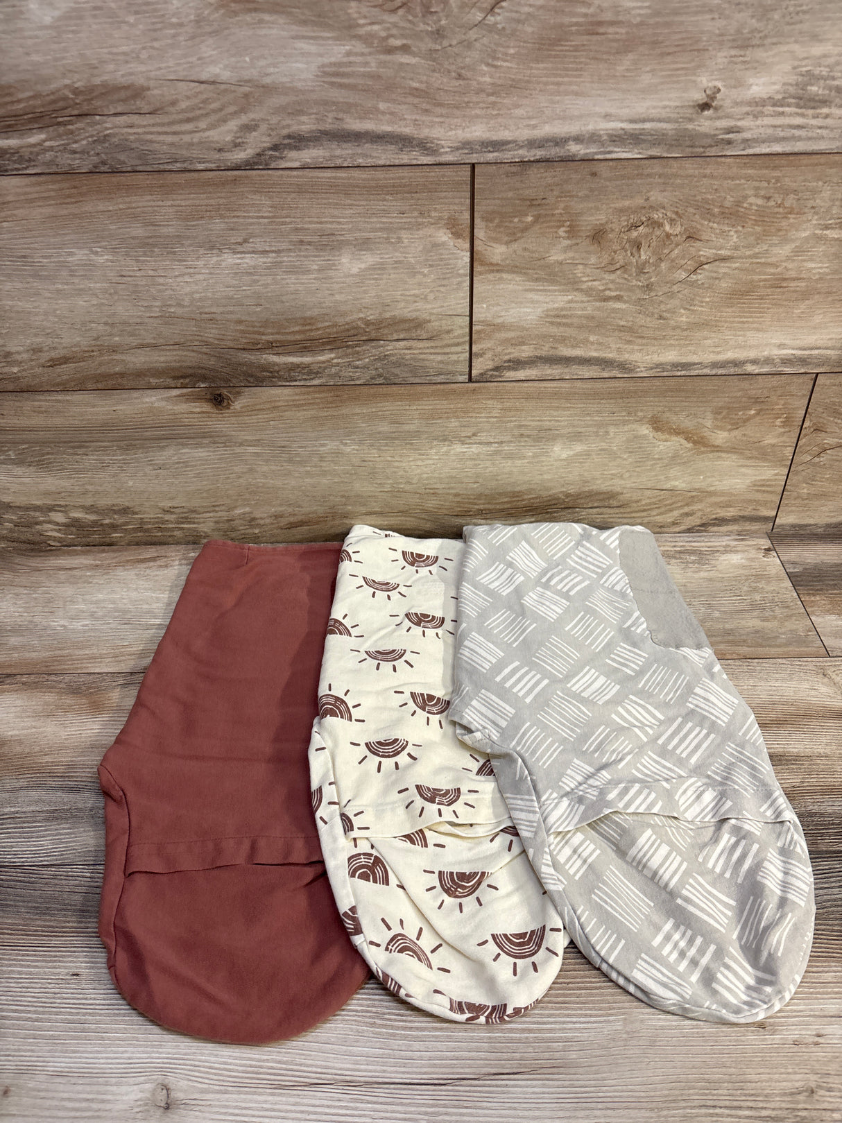 SwaddleMe by Ingenuity 3pk Swaddle Wraps Ivory sz 0-3m