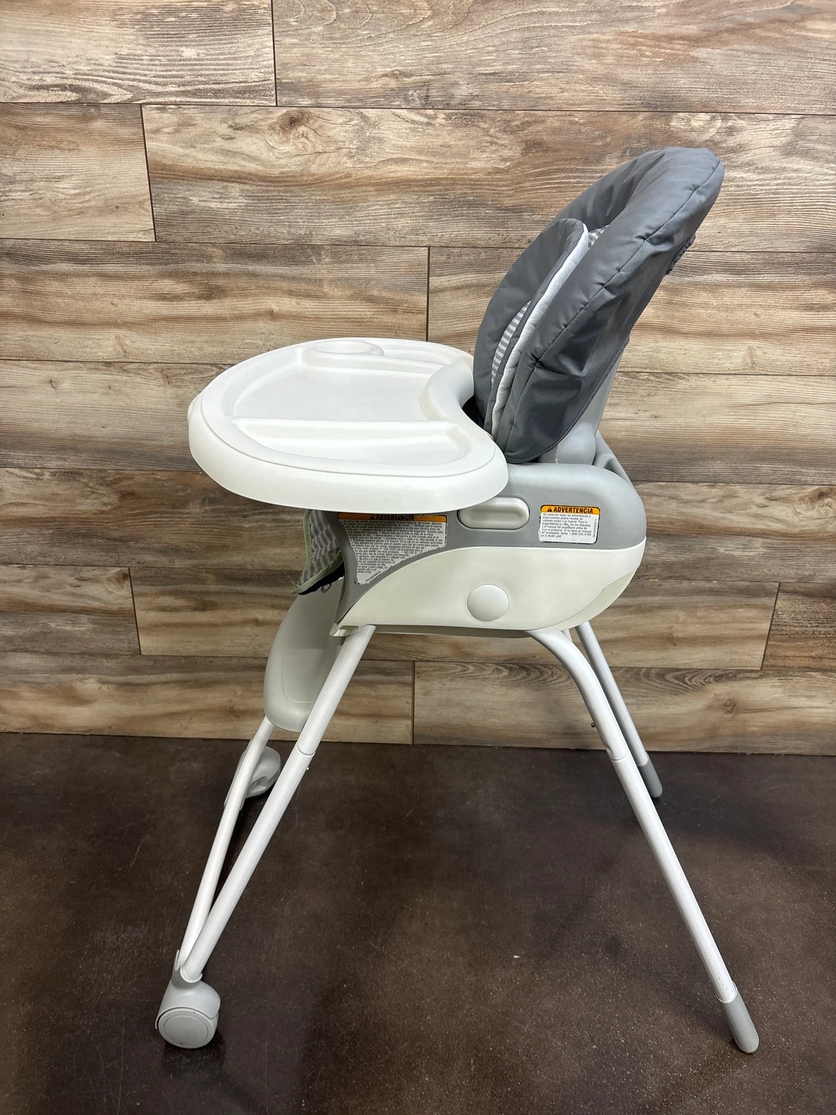 Graco Made2Grow 6-in-1 Highchair in Britton