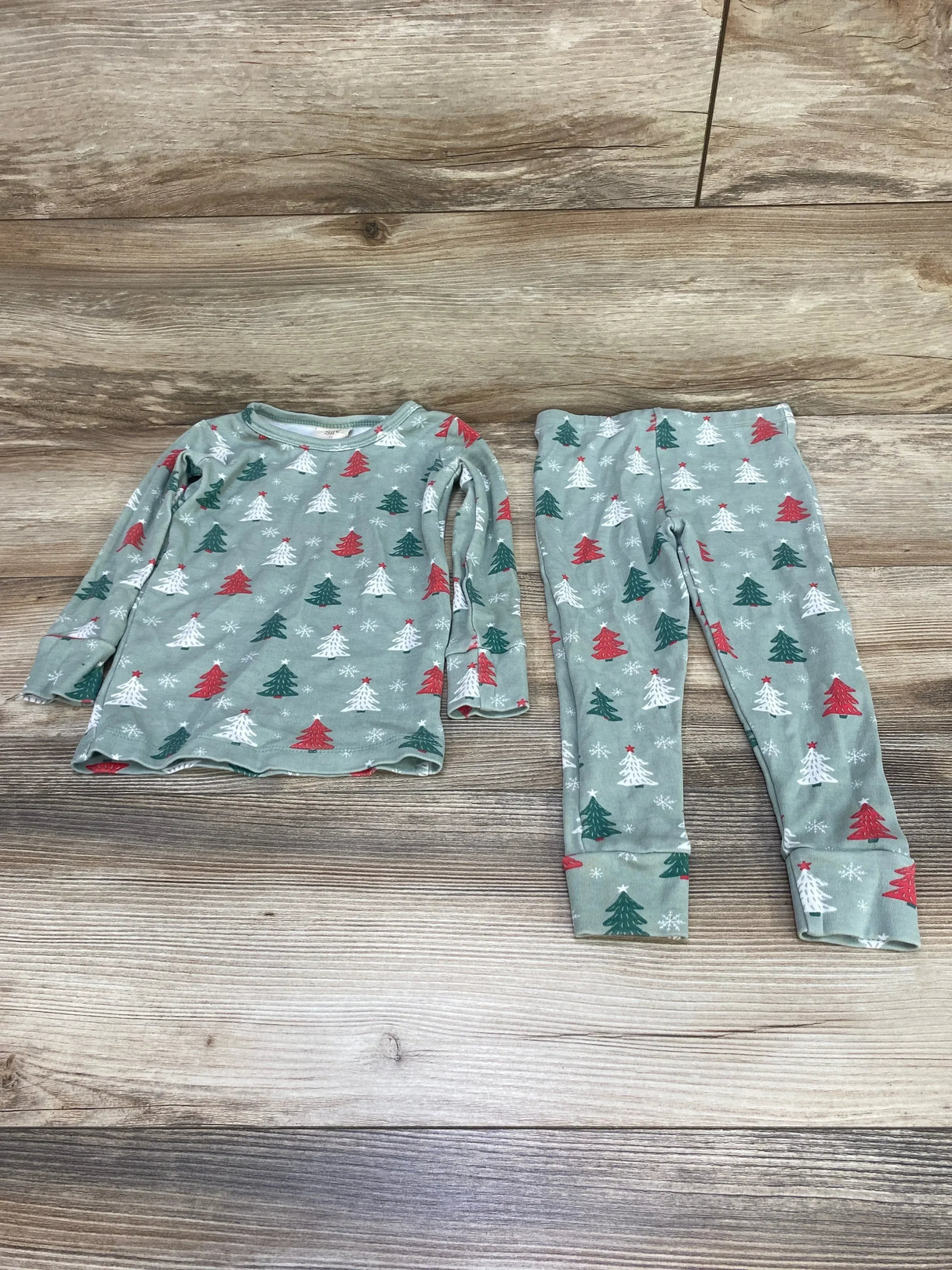 SIIX 2pc Christmas Trees Pajama Set Green sz 3T - Me n Mommy To Be