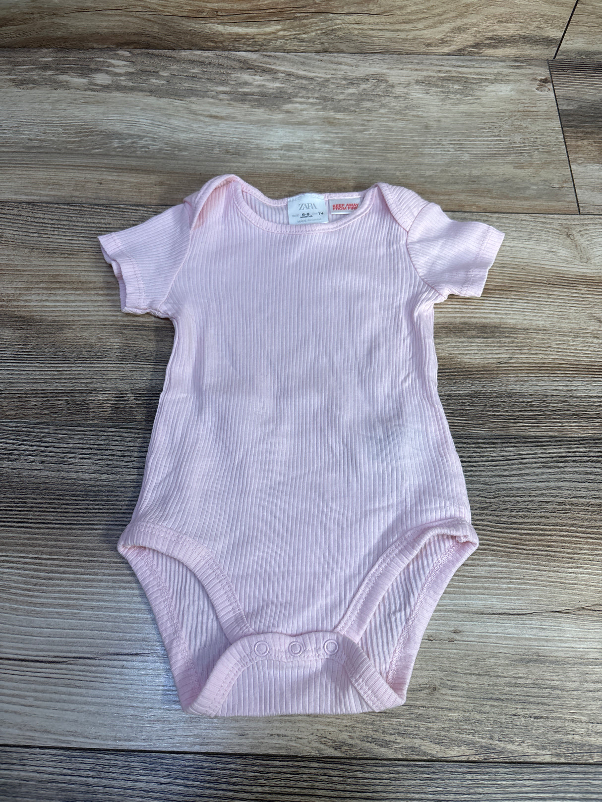 Zara Ribbed Bodysuit Pink sz 6-9m