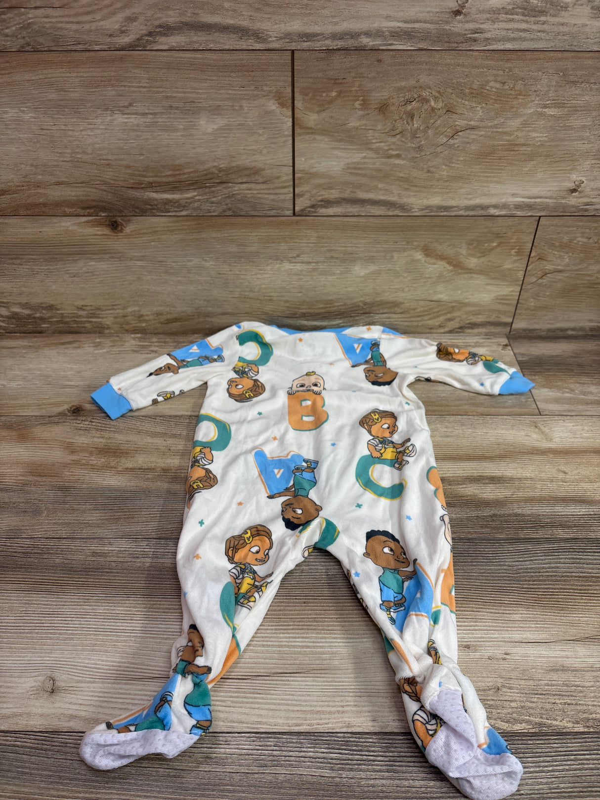 Cocomelon Sleeper Ivory sz 12m
