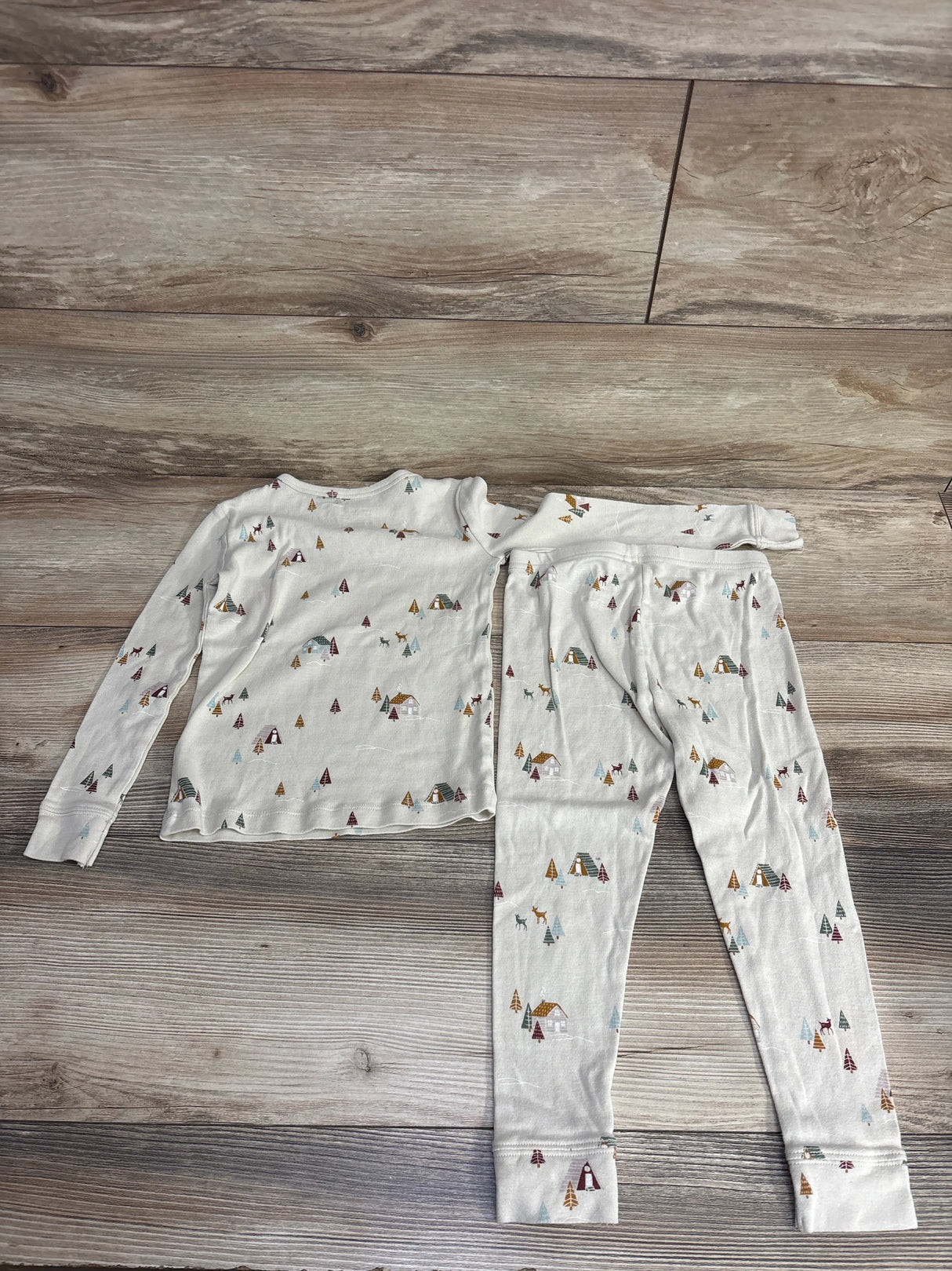 Little Co 2pc Cabin Print Pajama Set Oatmeal sz 4T