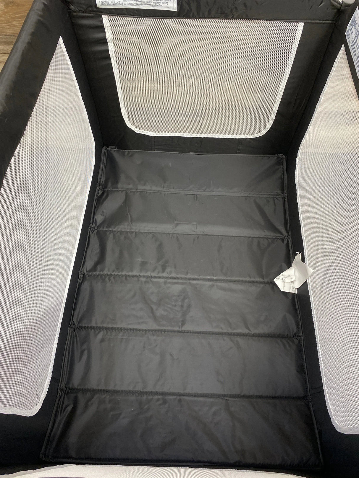 Dream on Me Zodiak Play Yard, Black