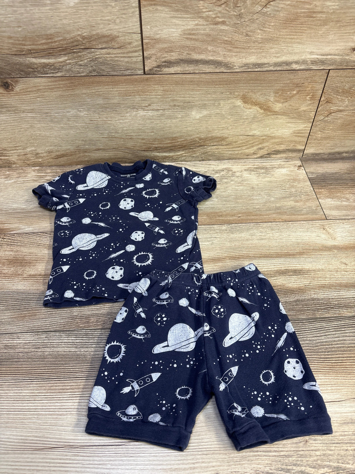 Daughter Queen 2pc Space Pajama Set Navy sz 2T