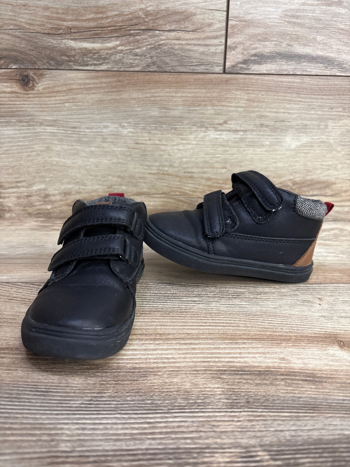 Cat & Jack Double Velcro Haider Boots Black sz 7c