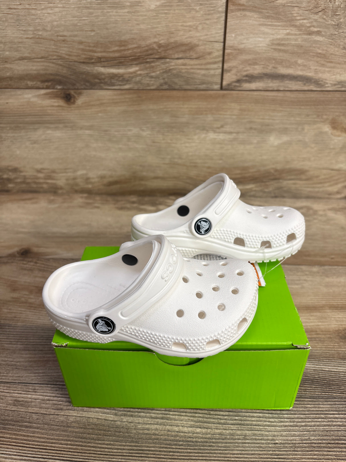NEW Crocs Classic Clogs White sz 8c