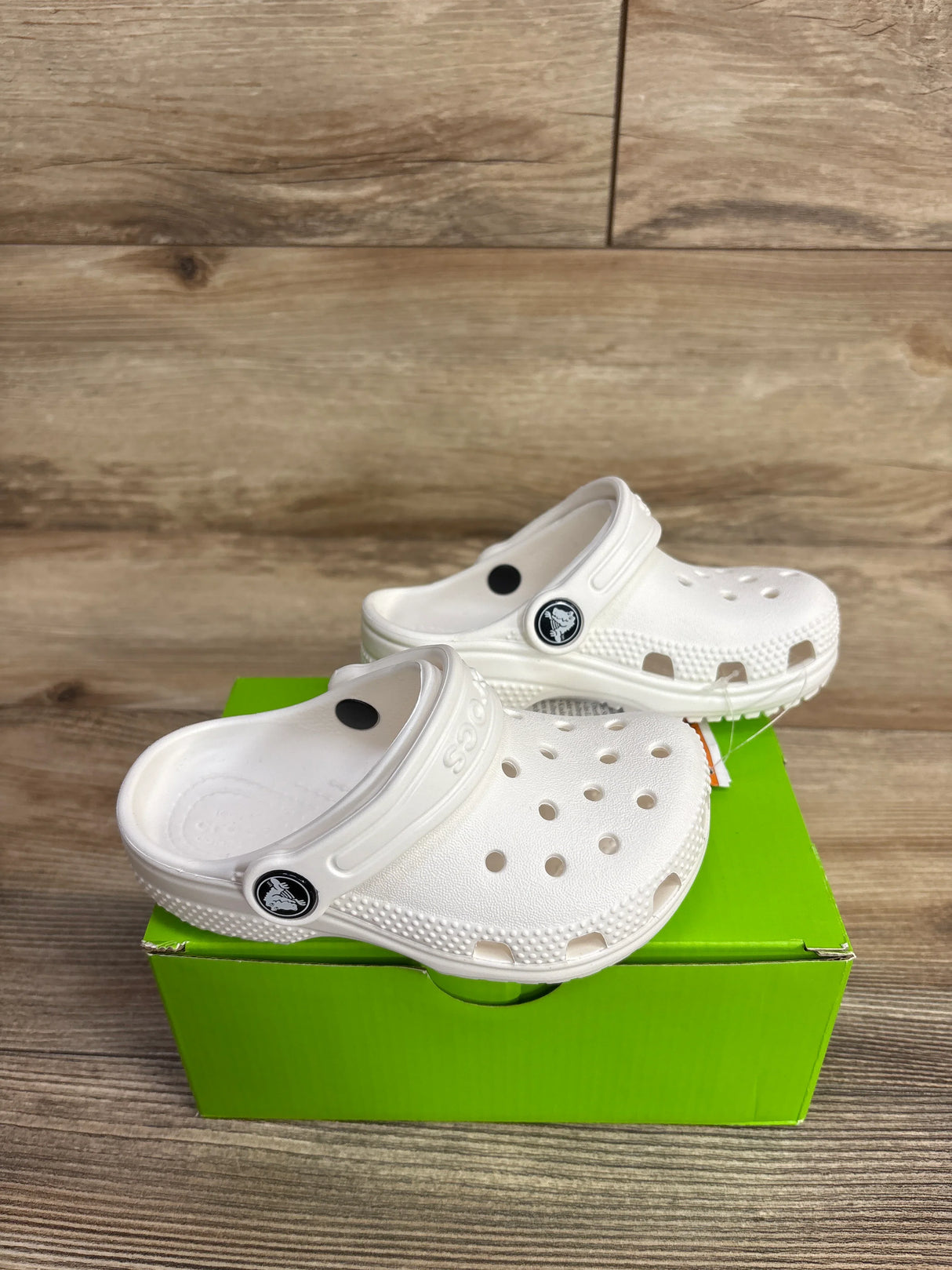 NEW Crocs Classic Clogs White sz 8c