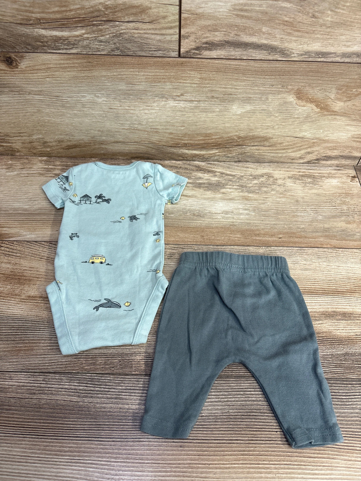 Carter's 2pc Beach Print Bodysuit & Bottoms Set Mint sz Newborn