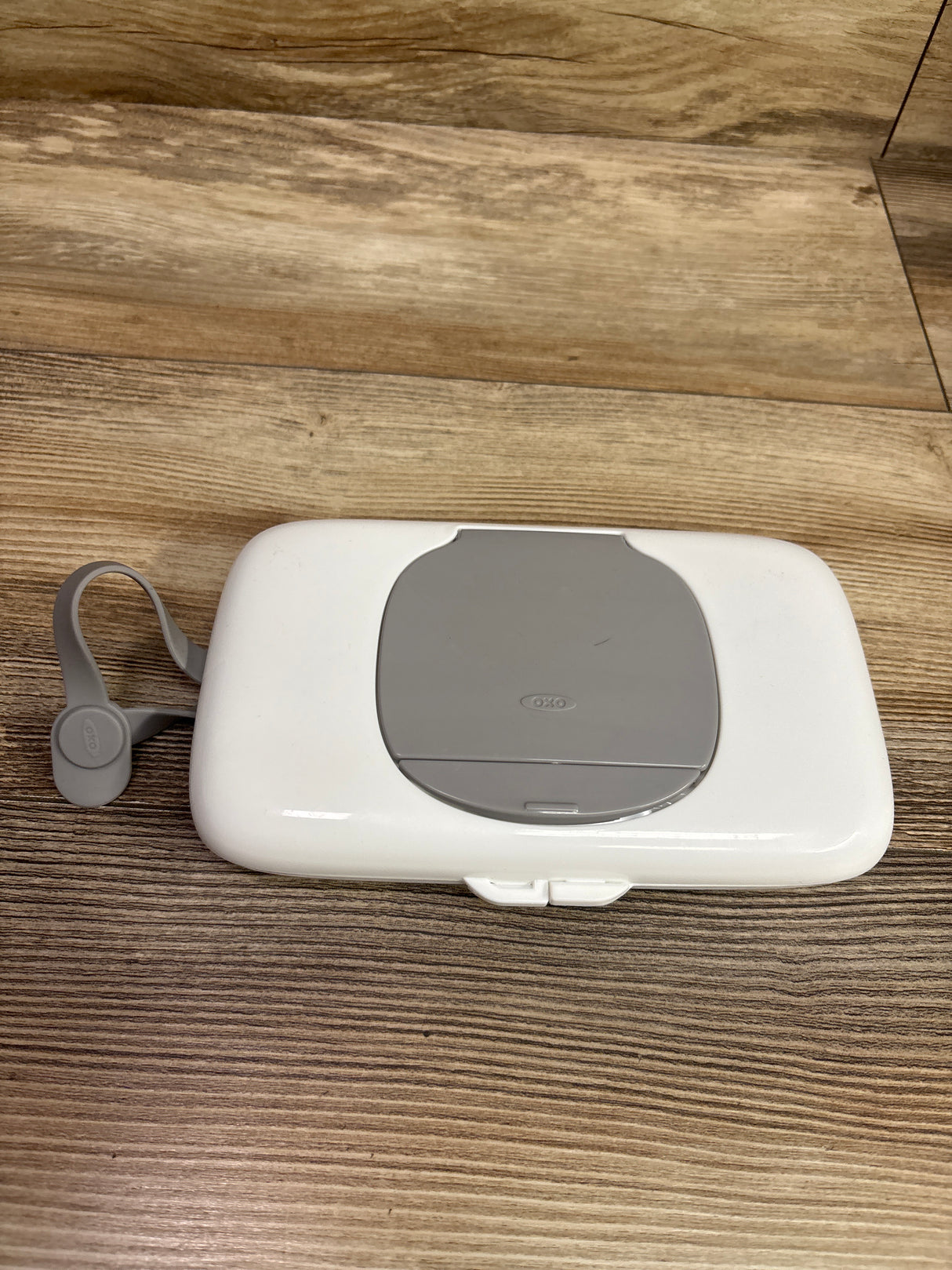 Oxo Tot On-The-Go Wipes Dispenser White