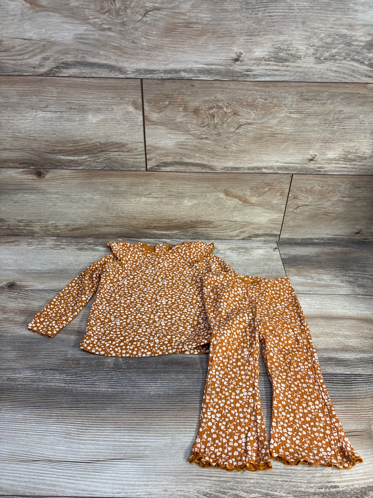 Cat & Jack 2pc Floral Ribbed Long Sleeve Shirt & Flare Pants Set Orange sz 12m