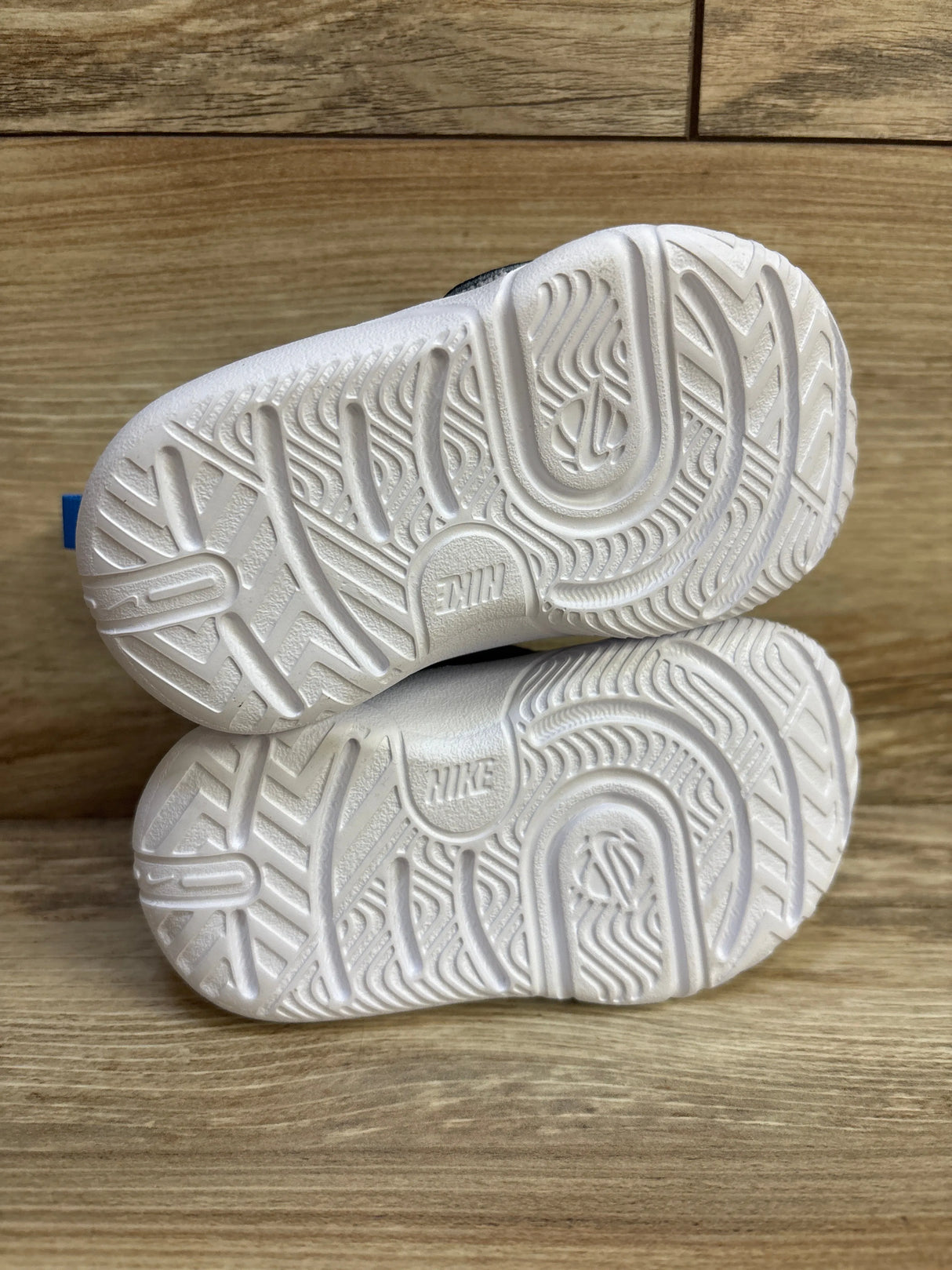 Nike Team Hustle D11 TD 'Midnight Navy Barely Volt' Sneakers sz 6c - Me n Mommy To Be