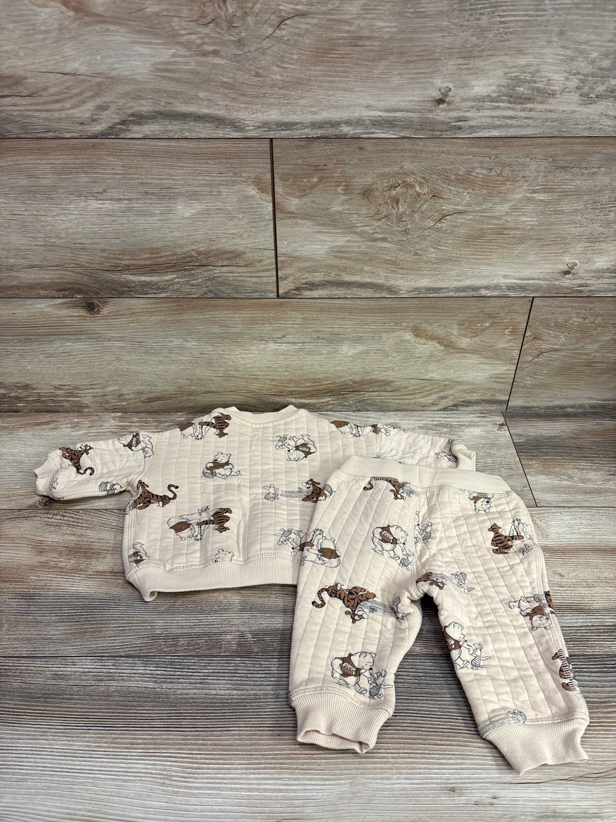 H&M x Disney 2pc Winnie The Pooh Sweatshirt Set Beige sz 6m
