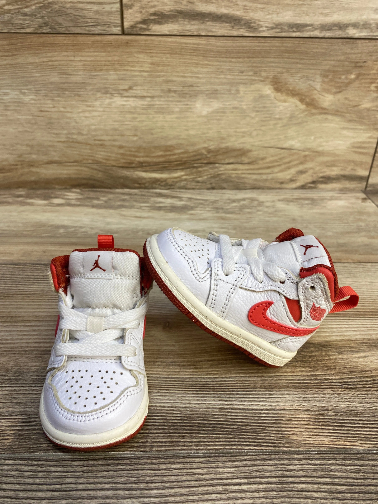 Air Jordan 1 Mid SE TD 'White Dune Red' sz 2.5c